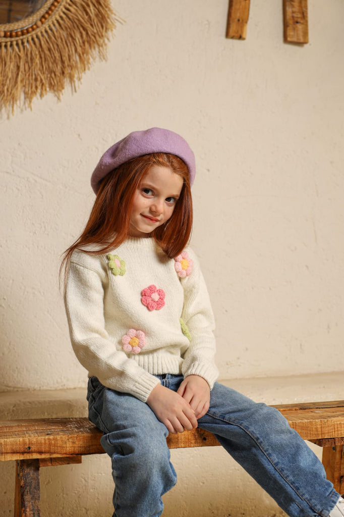 Embroidery Flower Pullover