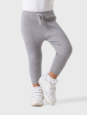 Ribbed knitted legging