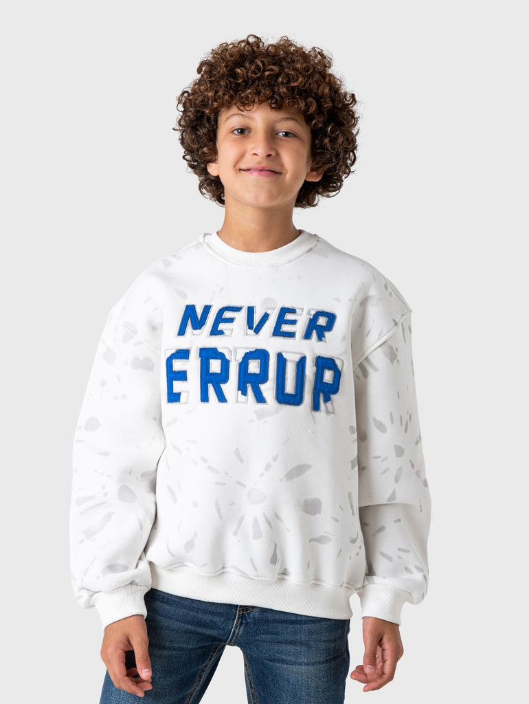 Never Sweatshirt